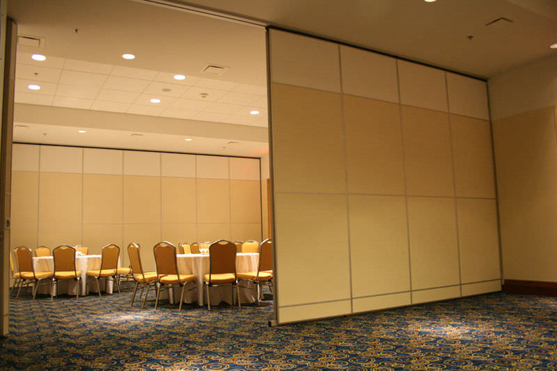 Movable partition for conference rooms